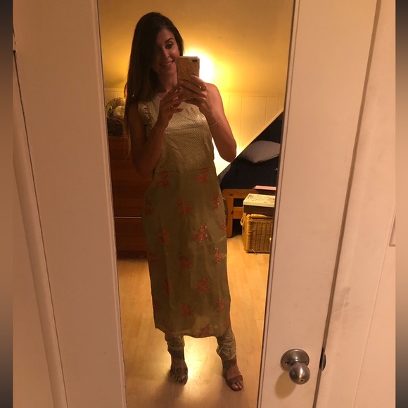 Saree - Picture 7 of 7